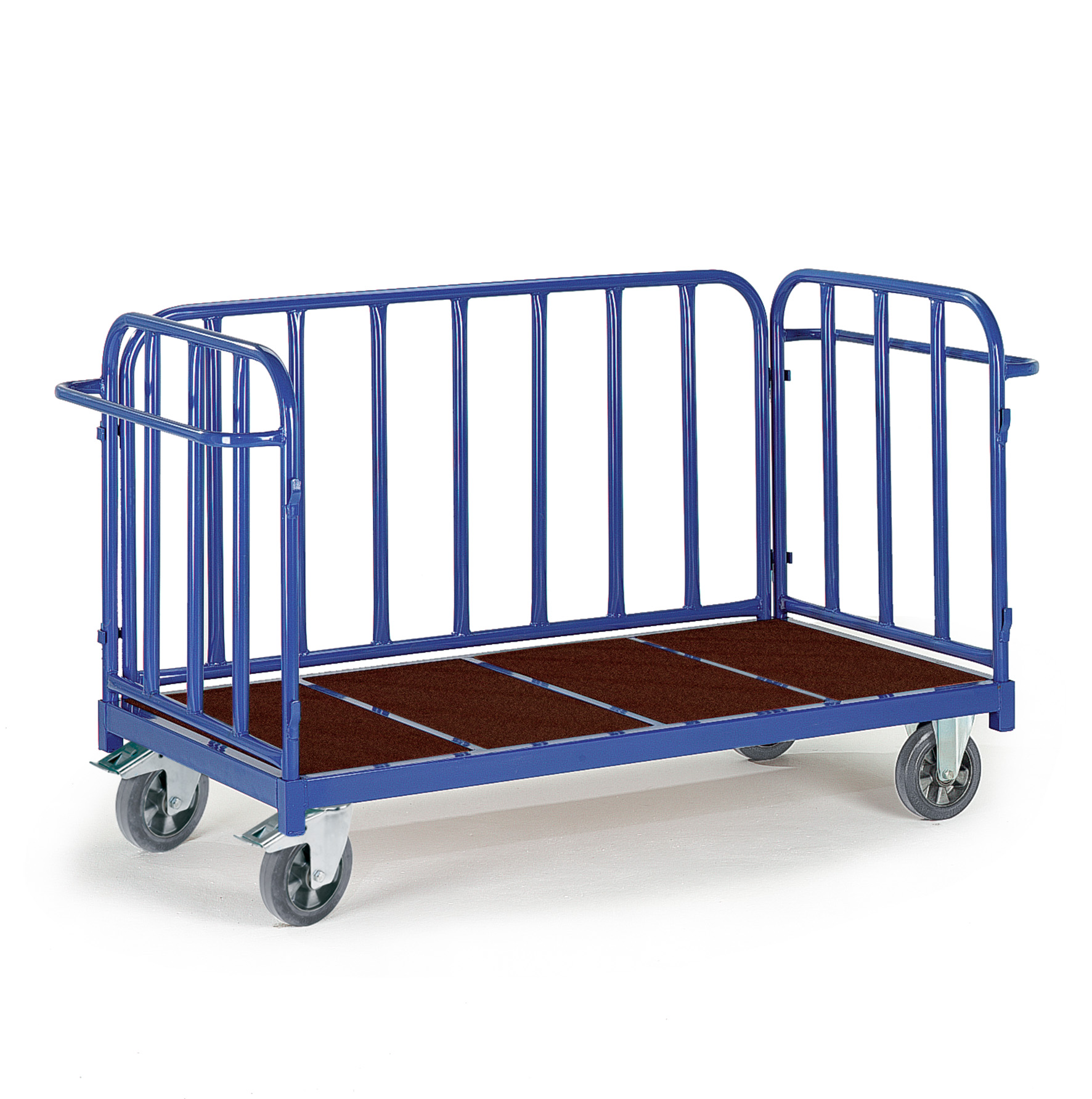 Chariot à trois parois