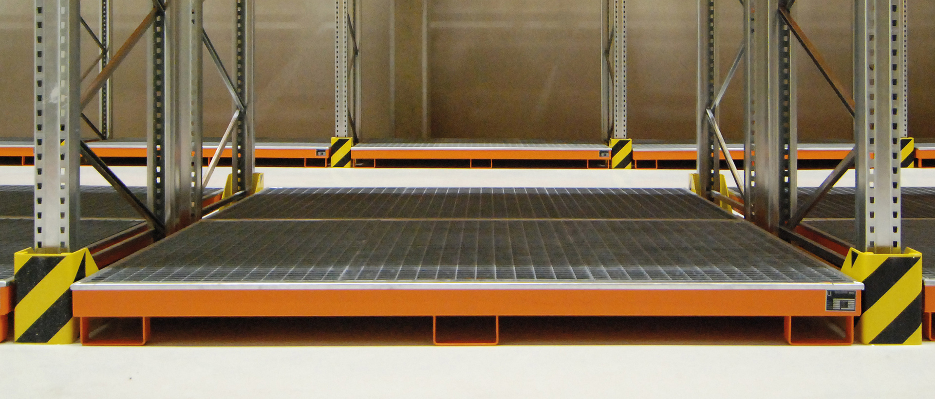 Bac de rétention avec insert PE Type RW-GR 2700-1 PE